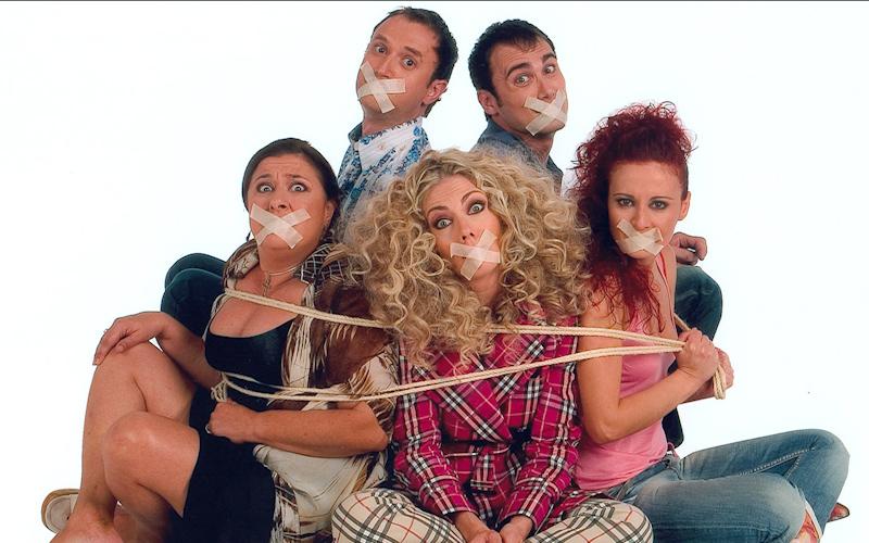 Ηθοποιός από το Παρά Πέντε κολάζει το Instagram με το σέξι μαγιό της...