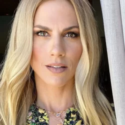 Ντορέττα Παπαδημητρίου: Δείτε την να κάνει σεξ...