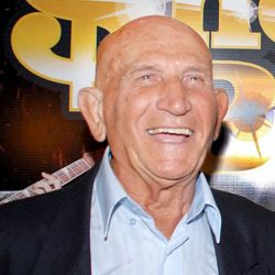 Κώστας Γκουσγκούνης: Ποιες ατάκες του έγραψαν ιστορία;