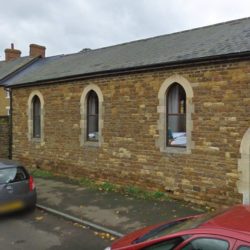 Εφημέριος έκανε σεξ με... ηλεκτρική σκούπα - Πώς δικαιολόγησε την πράξη του;