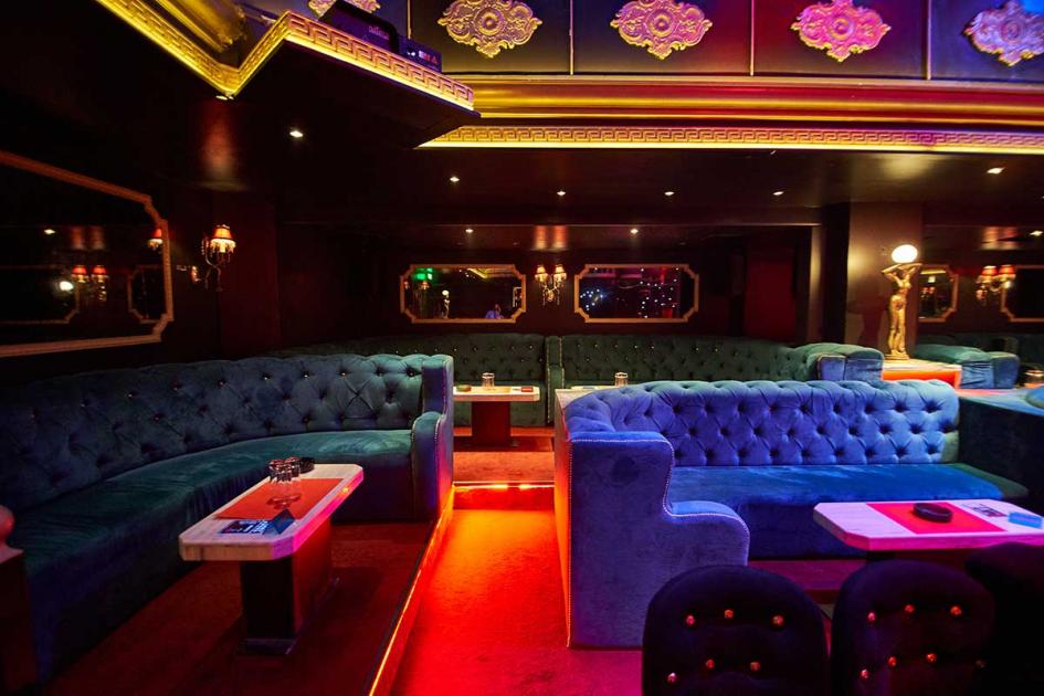 «Kinky Opera»: Όλα όσα πρέπει να ξέρεις για το γνωστό strip club...