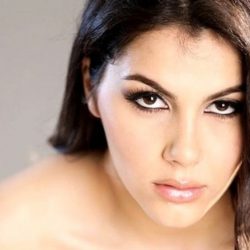 Καλύτερες πορνοστάρ- Δείτε την Valentina Nappi γυμνή...