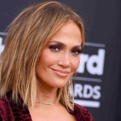 Jennifer Lopez- Δείτε την γυμνή...