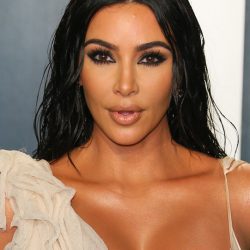 Κιμ Καρντάσιαν- Δείτε την γυμνή...