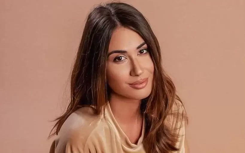 Έλενα Κρεμλίδου- «Δηλαδή τόσο πολλή ανάγκη έχετε να με δείτε να πηδιέμαι;»