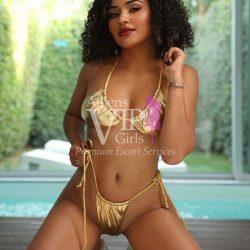 Όλα τα στοιχεία της Nicole ειναι εδώ!