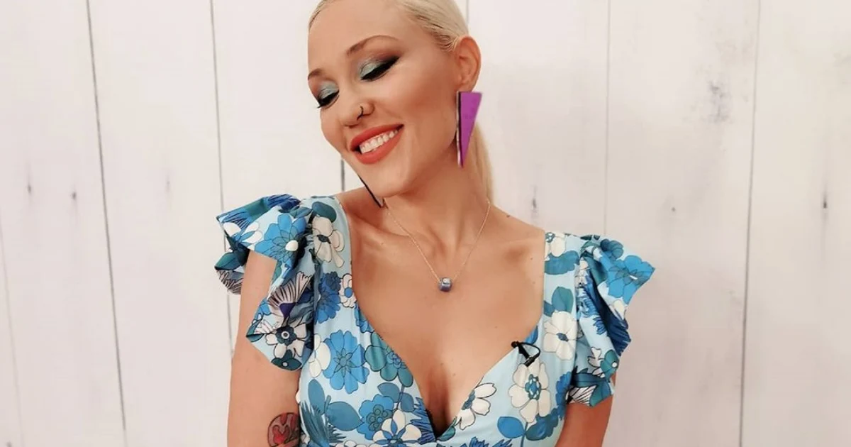 pinelopi anastasopoulou deite tin na xorevi