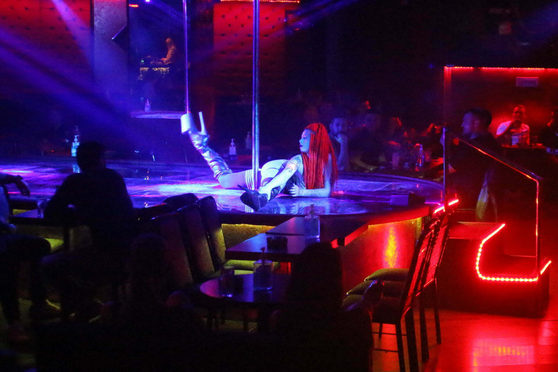 golden queens strip club