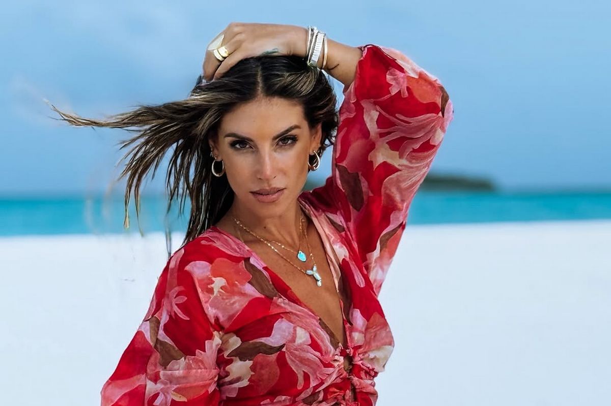 athina oikonomakou 23