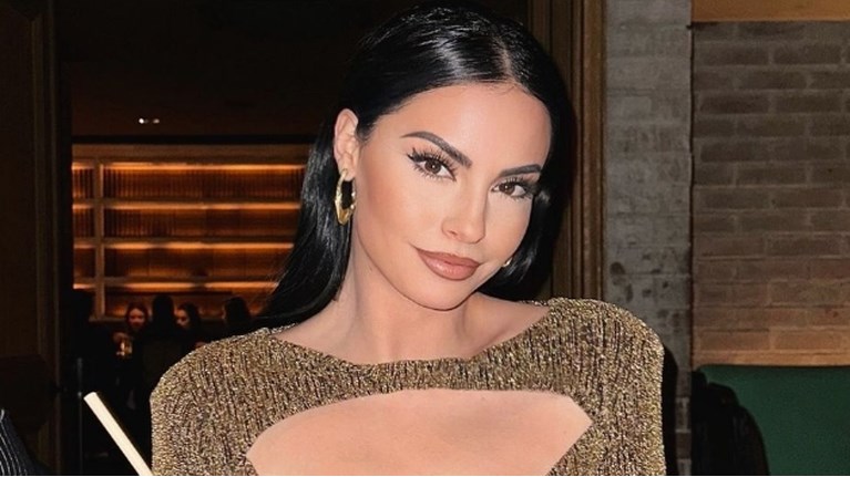 6bb90c01f3324e45ab938f57ddb9d599