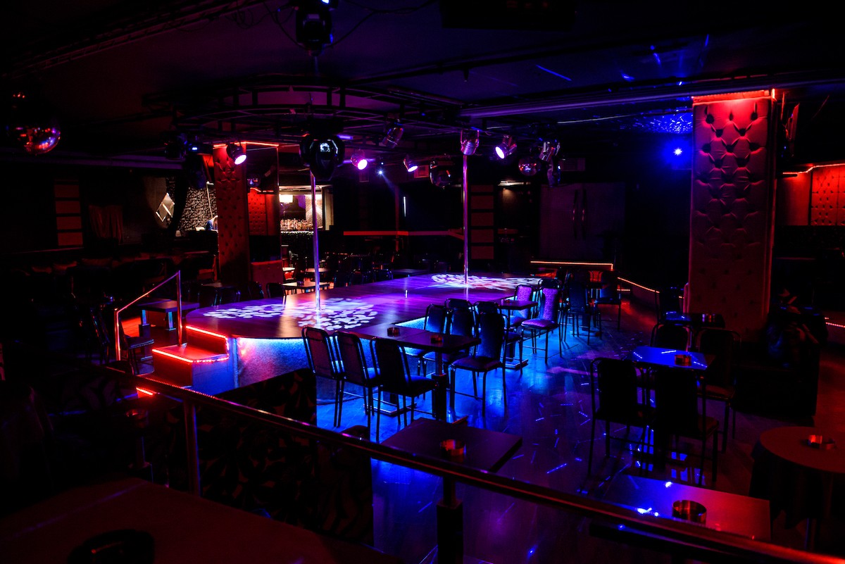 golden queens bournazi