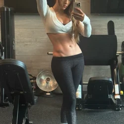 screenshot 2026 04 27 at 09 30 04 jennifer lopez 56 shows off her sculpted abs in the gym rise and grind daily mail online